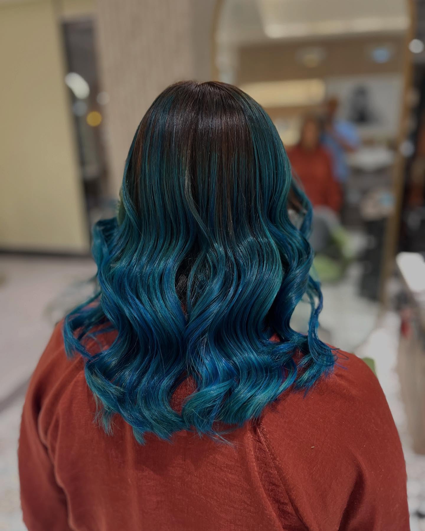 Hair Colour at Meenakshi Salon Raipur